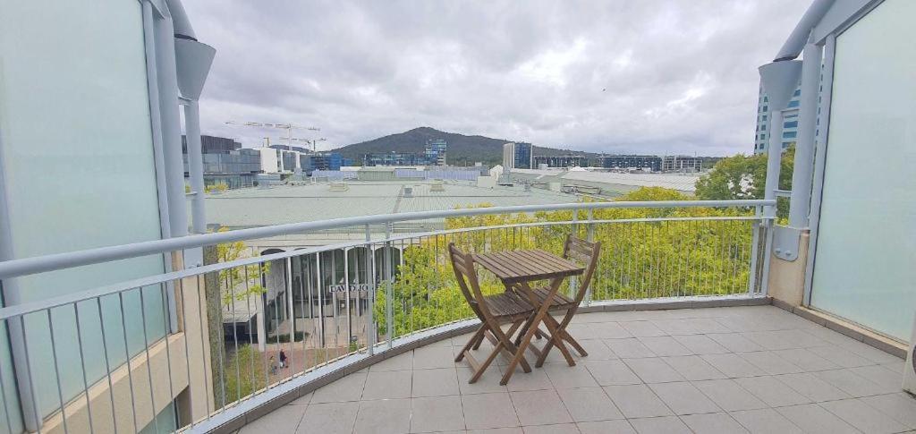 Dana-Cozy Private Room In Shared Central Apt-Rm 2 كنبرا المظهر الخارجي الصورة